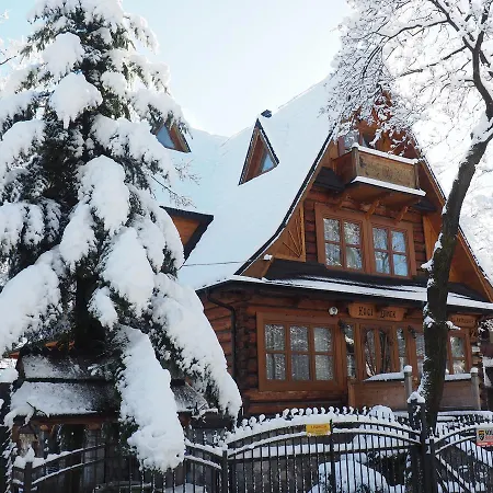 Koci Zamek Homestay *